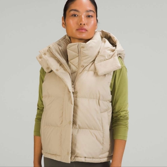 lululemon athletica Jackets & Blazers - Lululemon Women's Wunder Puff Cropped Vest Trench Size 2